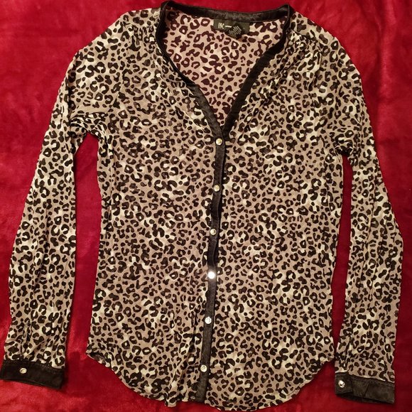 Women's Leopard Blouse - Picture 1 of 2